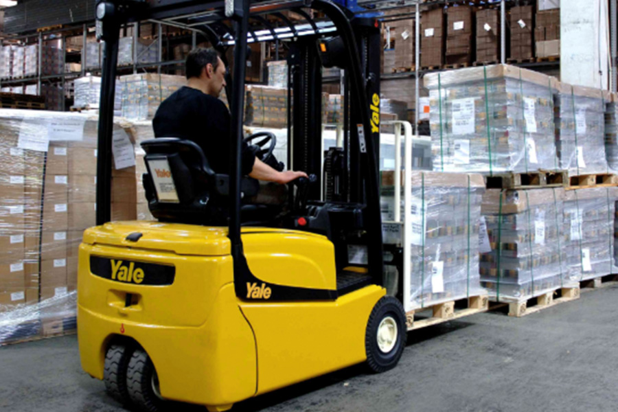 Maximise Efficiency and Safety with the Right Forklifts in Queensland for Your Business