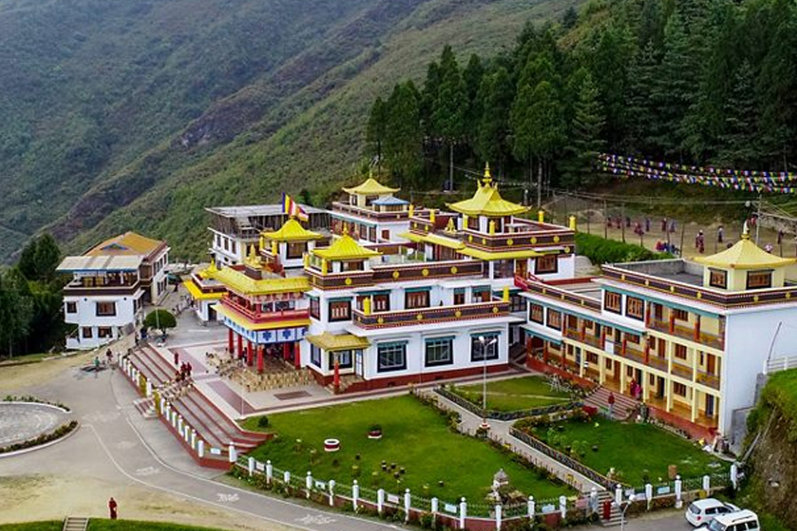 Best places to stay in Bomdila for sunrise views